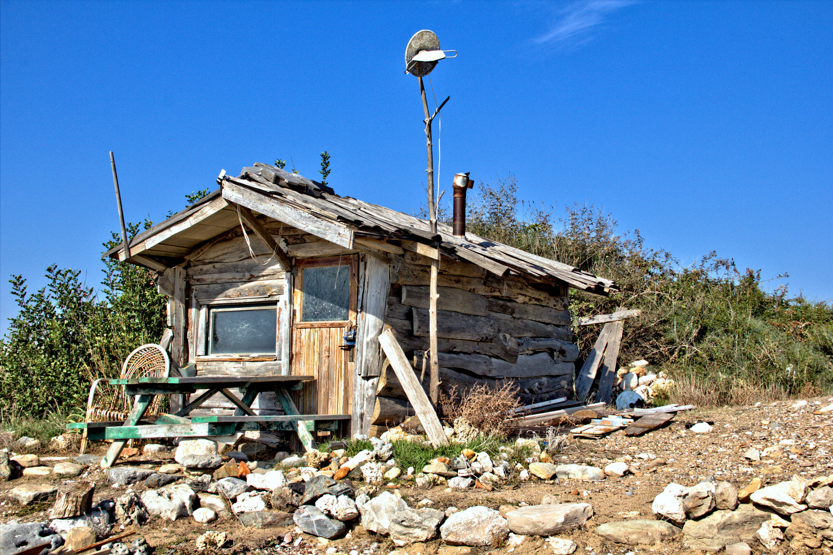 Die alte Hütte am See