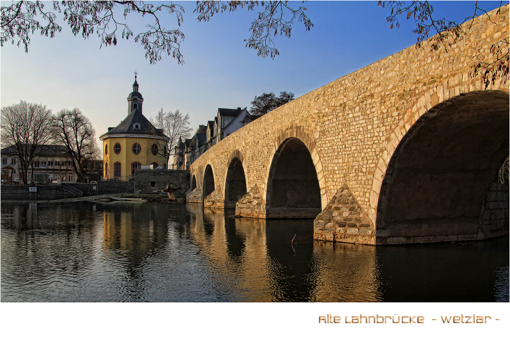 DIE ALTE LAHNBRÜCKE ...