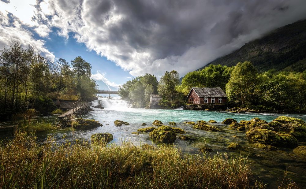 die alte Mühle am Laukifossen