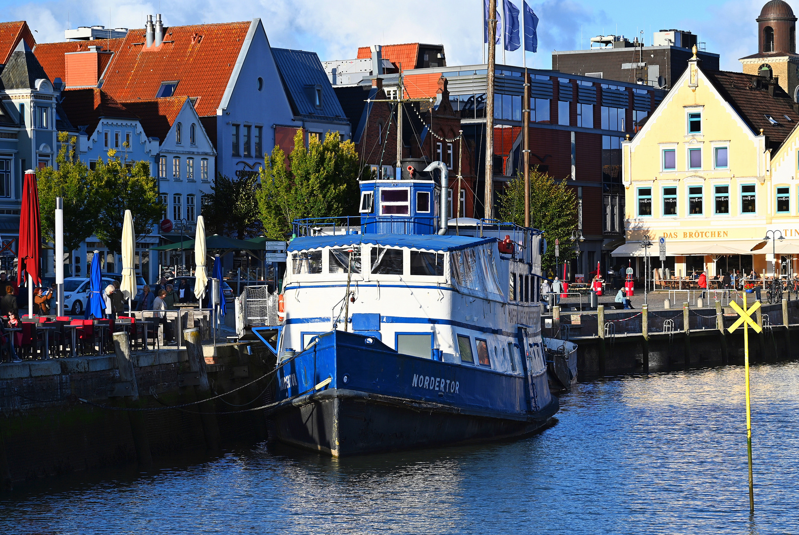 Die alte NORDERTOR im Husumer Hafen