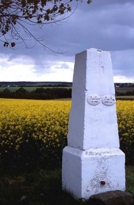 Die alte Postsäule zwischen Gera und Jena