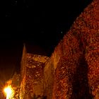 Die alte Stadtmauer von Saalfeld bei Nacht...