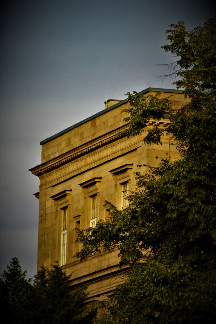 die altehrwürdige Villa Berg 