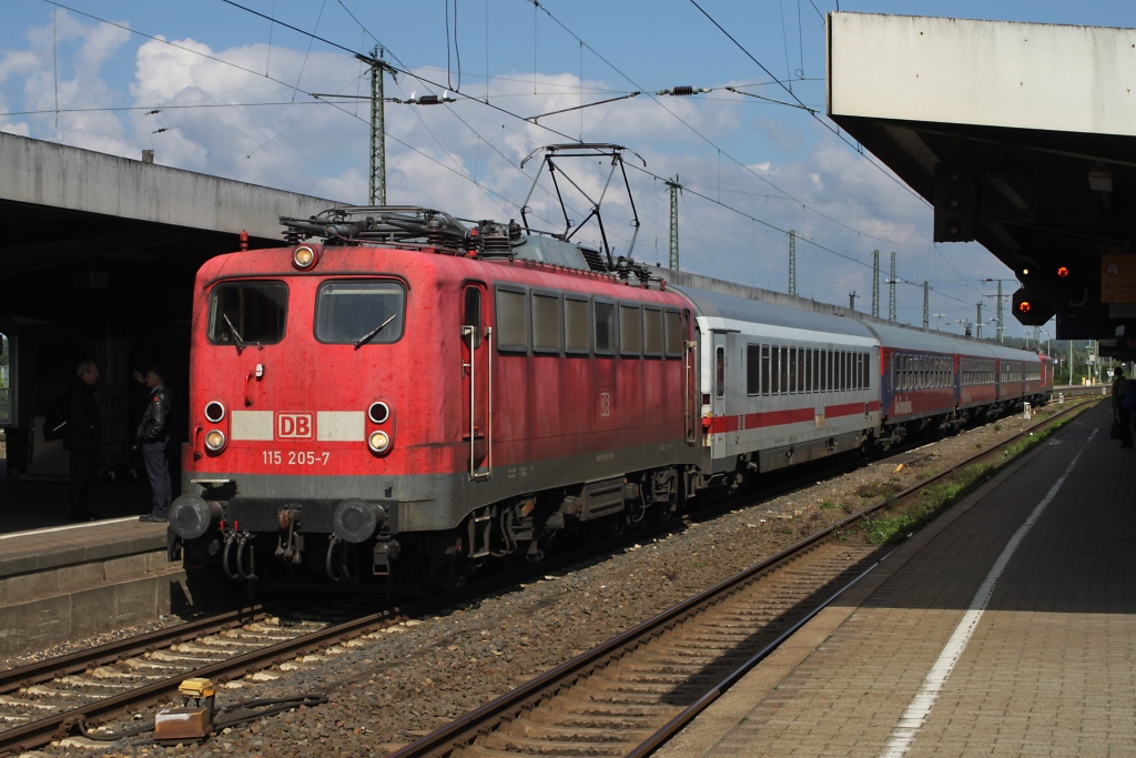 Die Alten im höheren Dienst