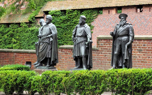 Die alten Ordensritter ....