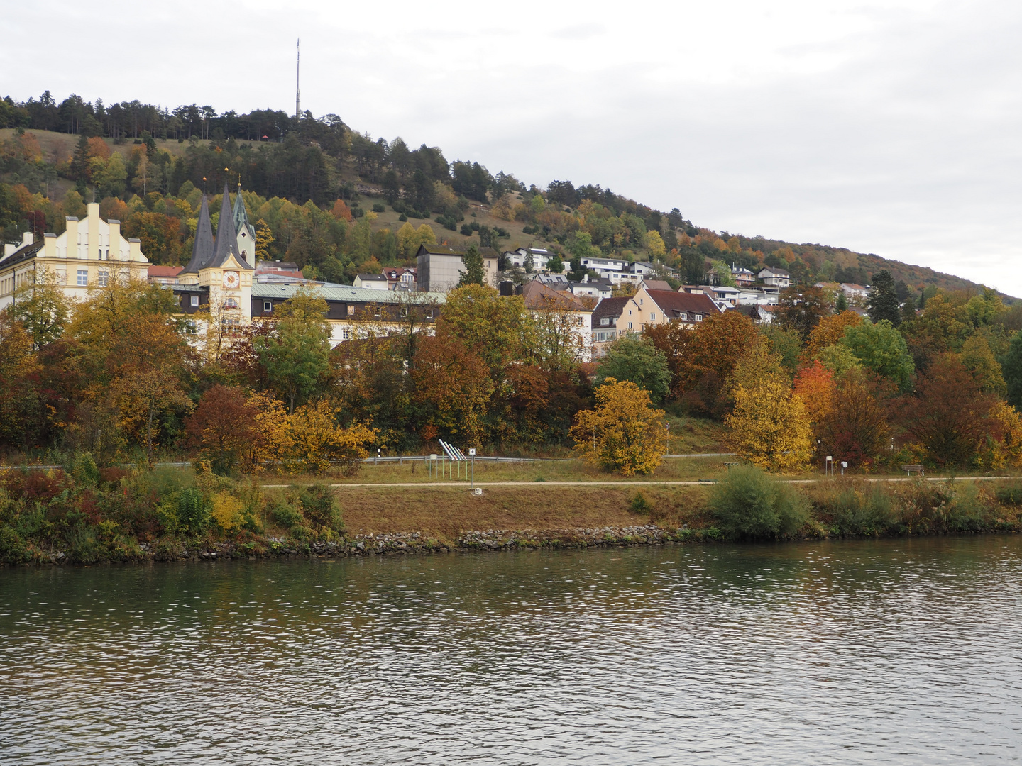 die Altmühl in Riedenburg