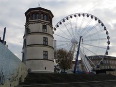 Die Altstadt rüstet zum Weihnachtsmarkt