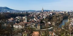 Die Altstadt von Bern (vom Rosengarten aus)
