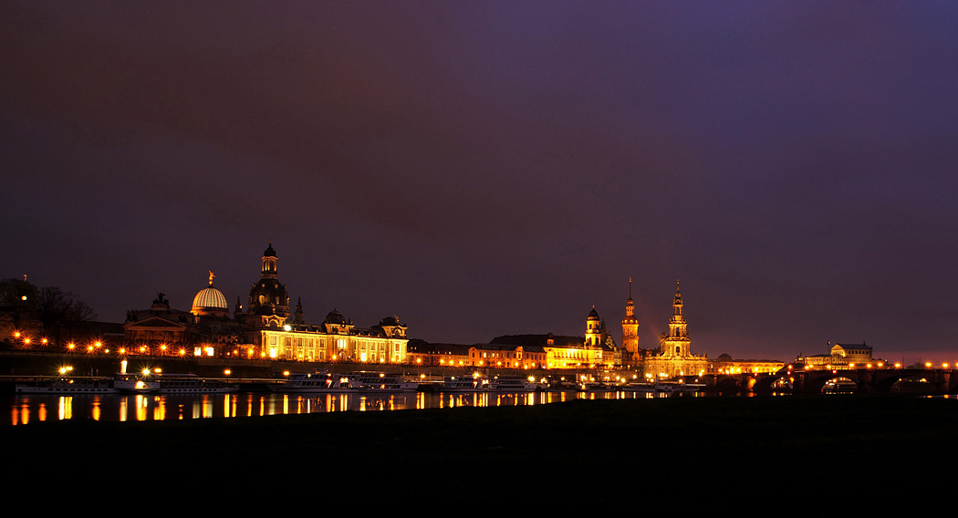 Die Altstadt von Dresden bei Nacht