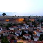 Die Altstadt von Safranbolu unter dem Baum