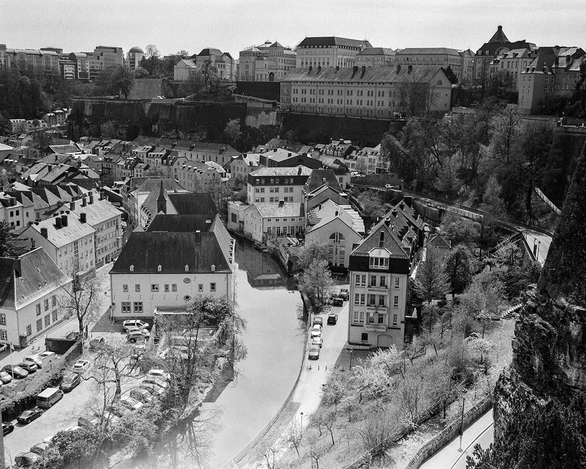 Die Alzette in Luxemburg-Grund