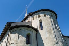 Die Apsiden der Schlosskirche von Spiez
