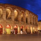 Die Arena von Verona bei Nacht