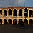 Die Arena von Verona in der Abendsonne.