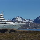 Die Artania in Ny Alesund (Svalbard)