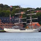 Die ARTEMIS am Tiessenkay in Kiel Holtenau