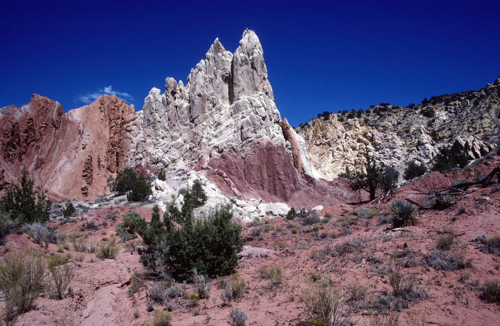 Die "atemraubende Sandstrasse" zum den Kodachrome Basin Park, Utah