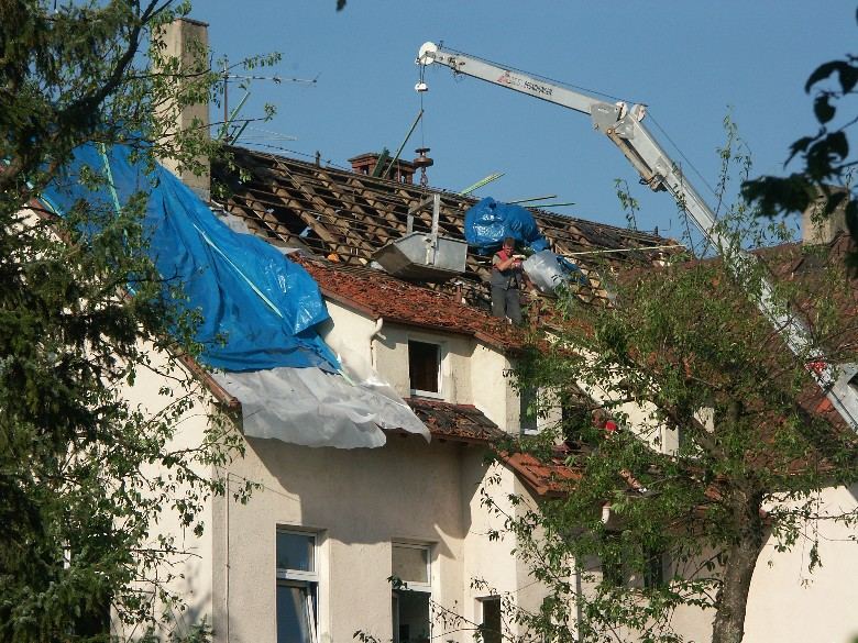 Die Aufräumarbeiten beginnen