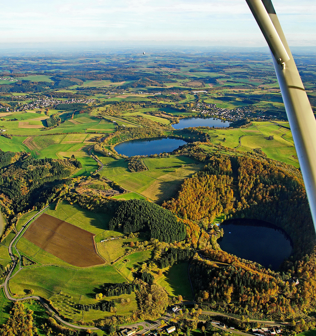 Die Augen der Eifel im Herbst