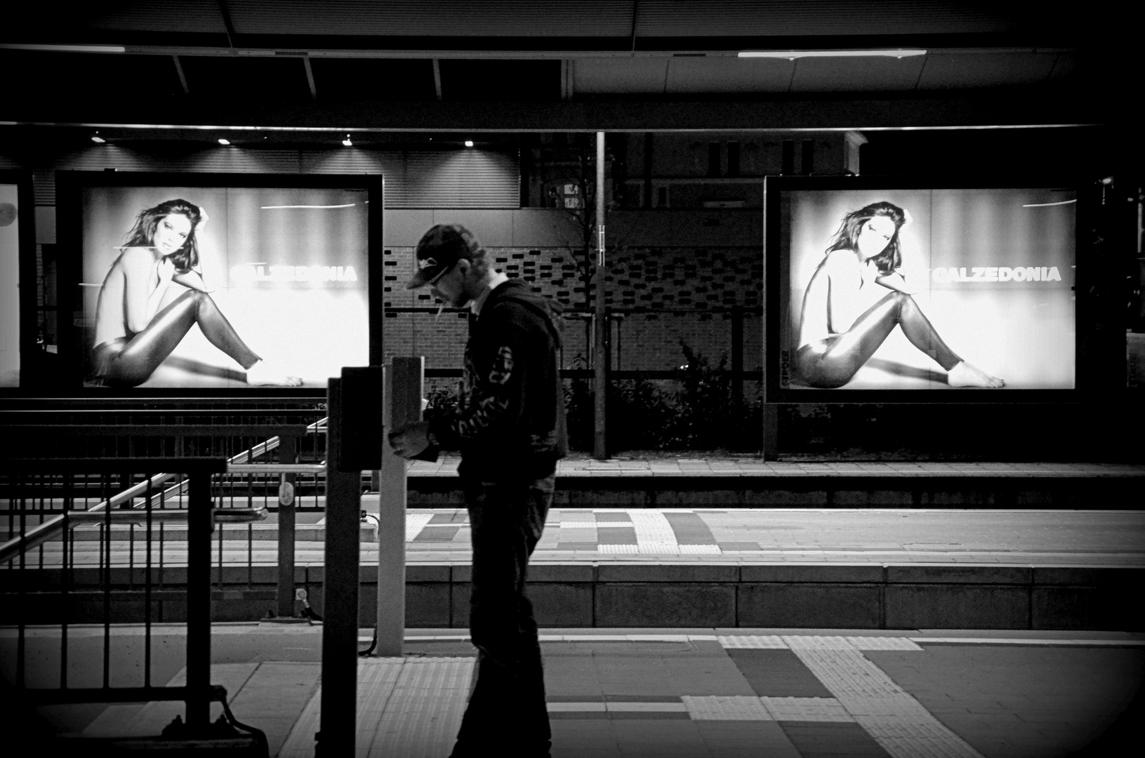 die Augen der Nacht Foto & Bild people, street, nacht Bilder auf