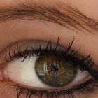 Die Augen von einer Freundin meiner Nischte /Spiegelung