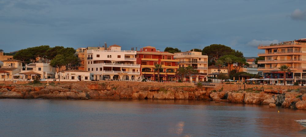 Die Ausfahrt vom Hafen aus  Cala Ratjada