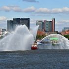 Die Auslaufparade zum Hafengeburtstag 2023 in Hamburg