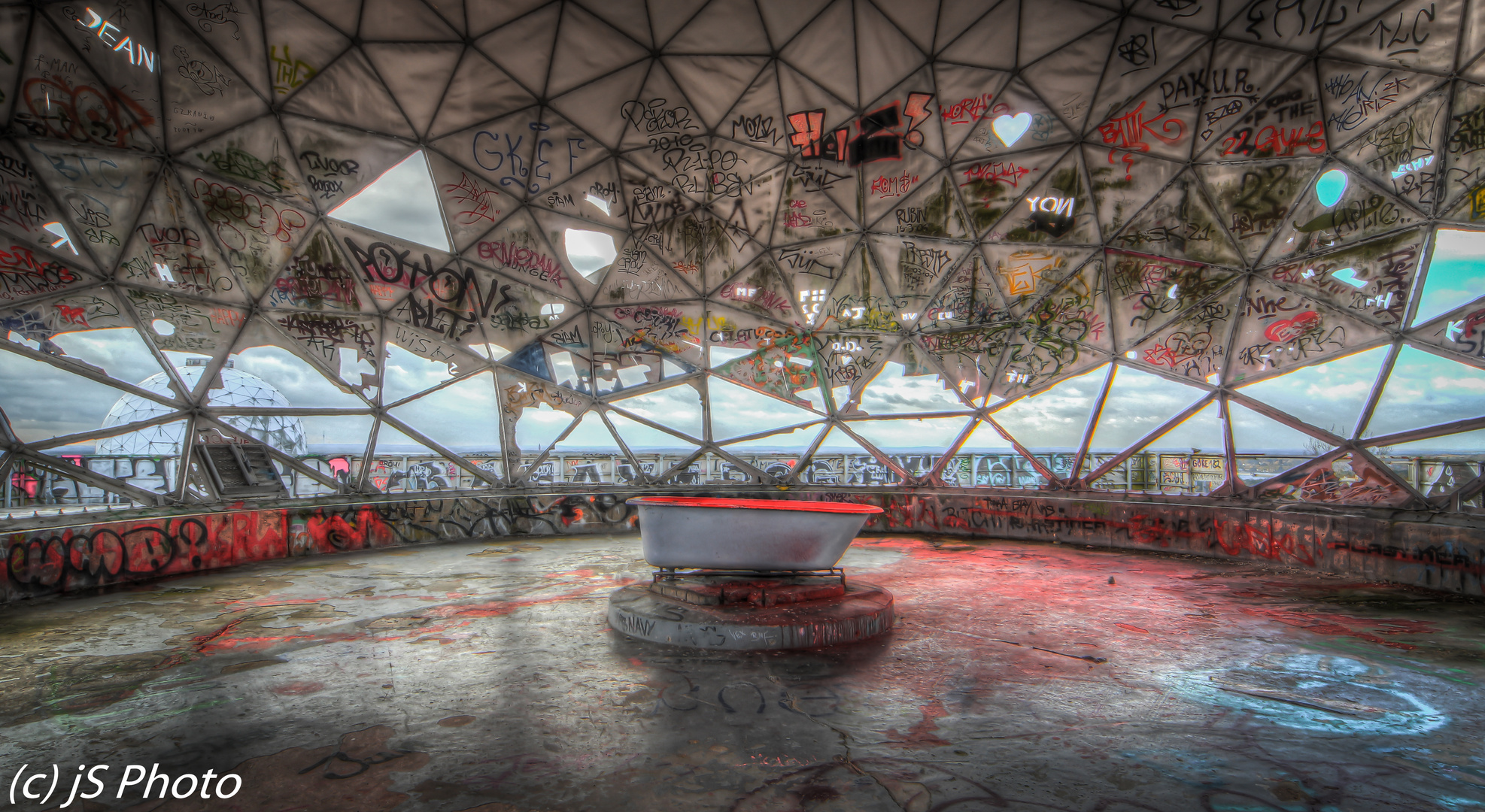 Die Badewanne des NSA auf dem Teufelsberg