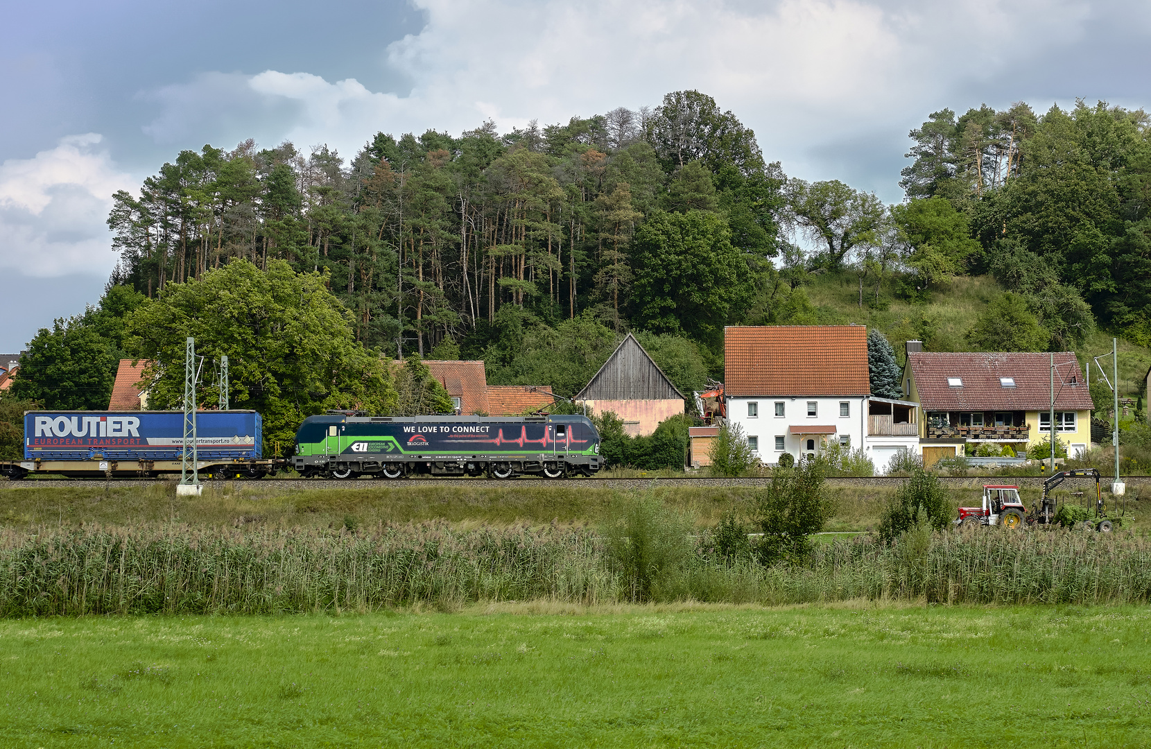 Die Bahn im Dorf lassen..