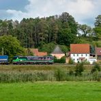 Die Bahn im Dorf lassen..