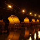 Die Balduinbrücke über die Mosel in Koblenz bei Nacht