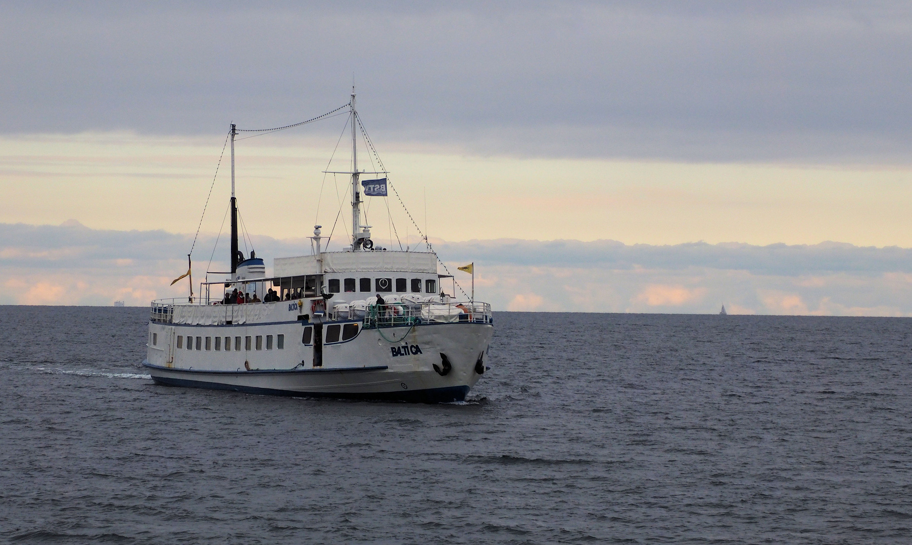 Die Baltica kommt über die Ostsee ...