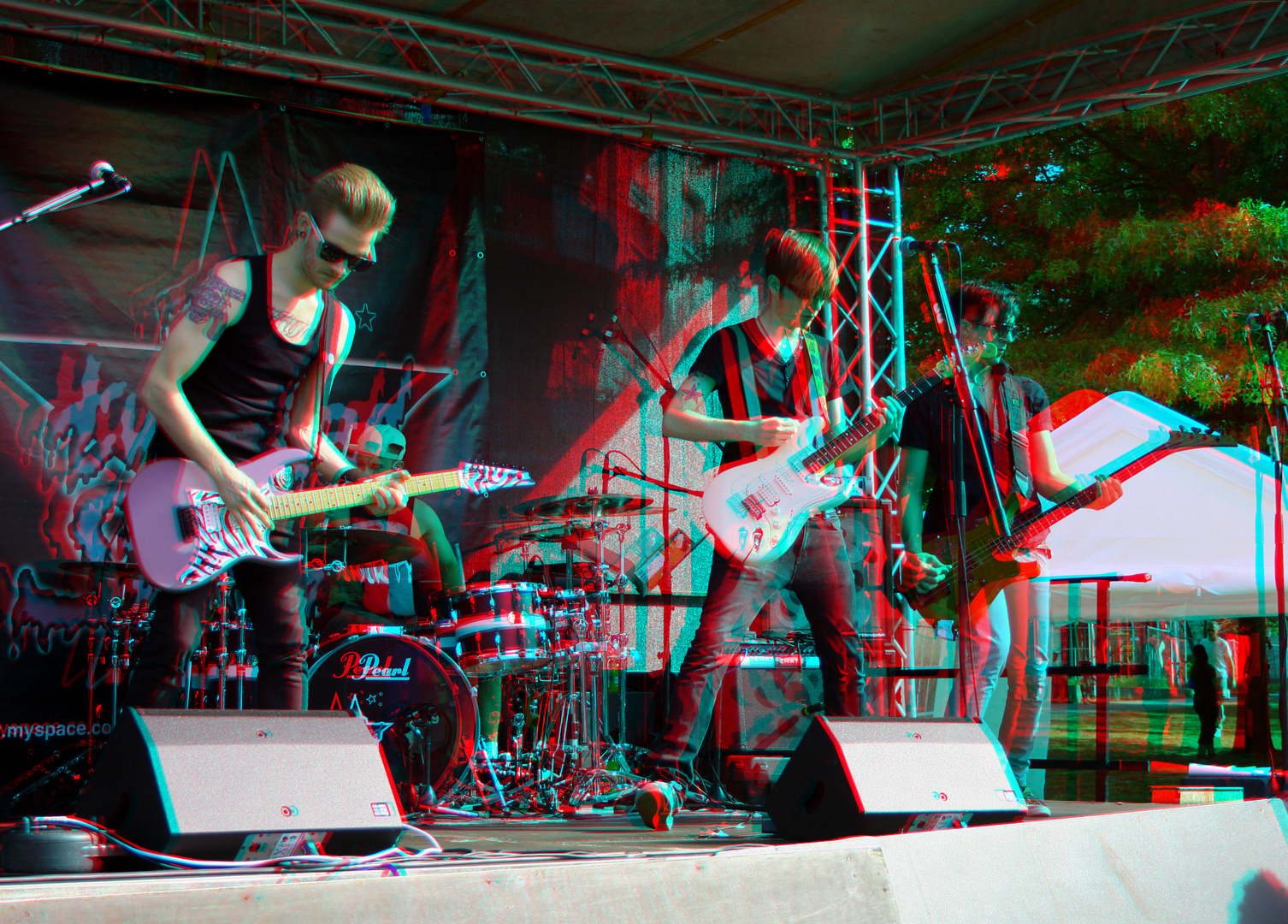 Die Band (Farbanaglype rot/cyan)