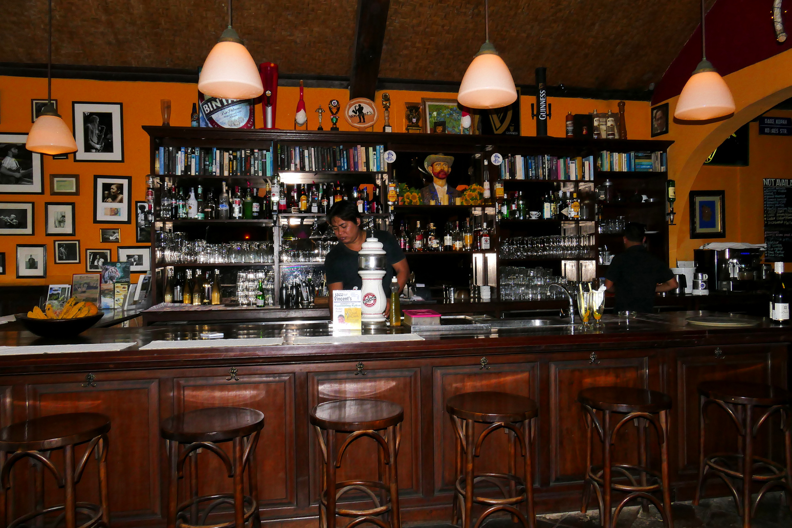 ...die Bar im Vincent`s...