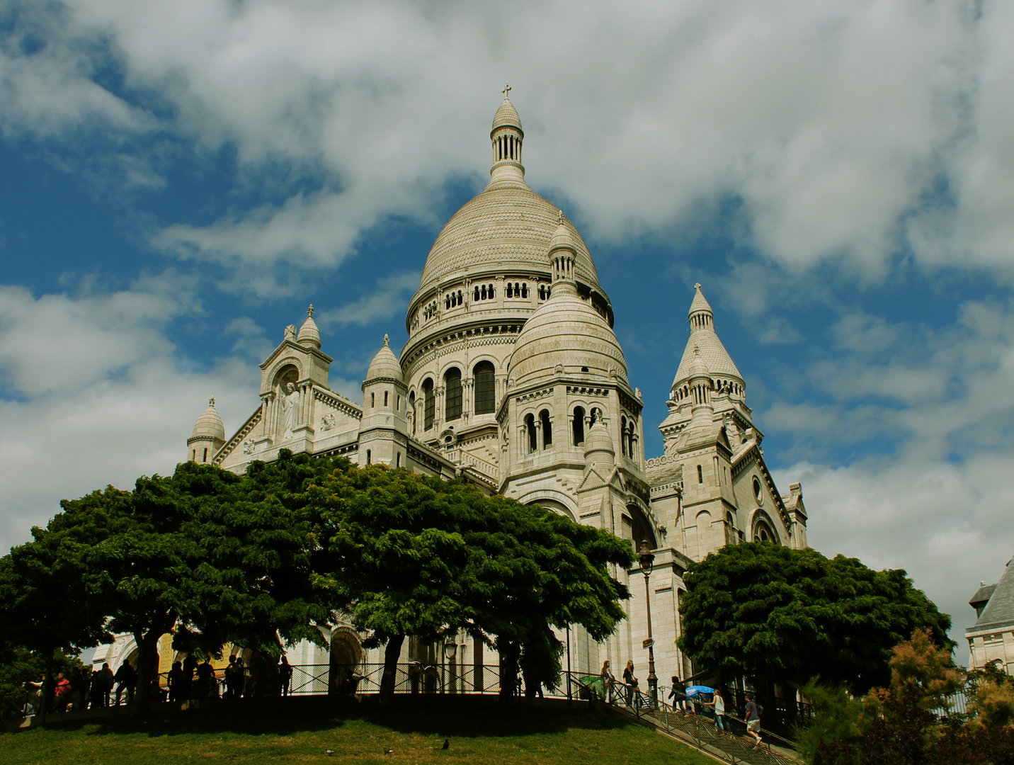 Die Basilique du Sacré-Cœur auf dem Butte Montmartre