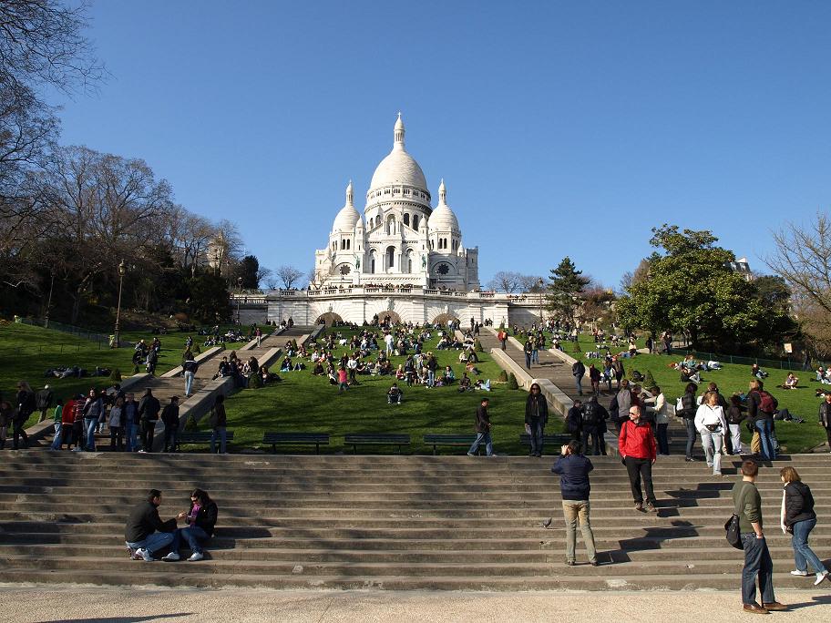 Die Basilique du Sacré-Cœur ..