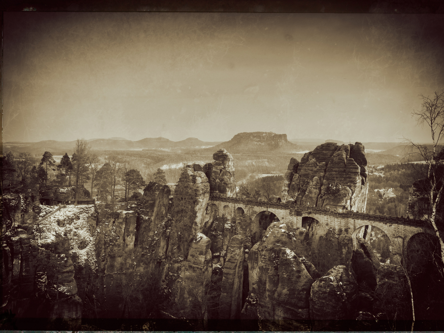 Die Bastei-Brücke ( Sächsische Schweiz )