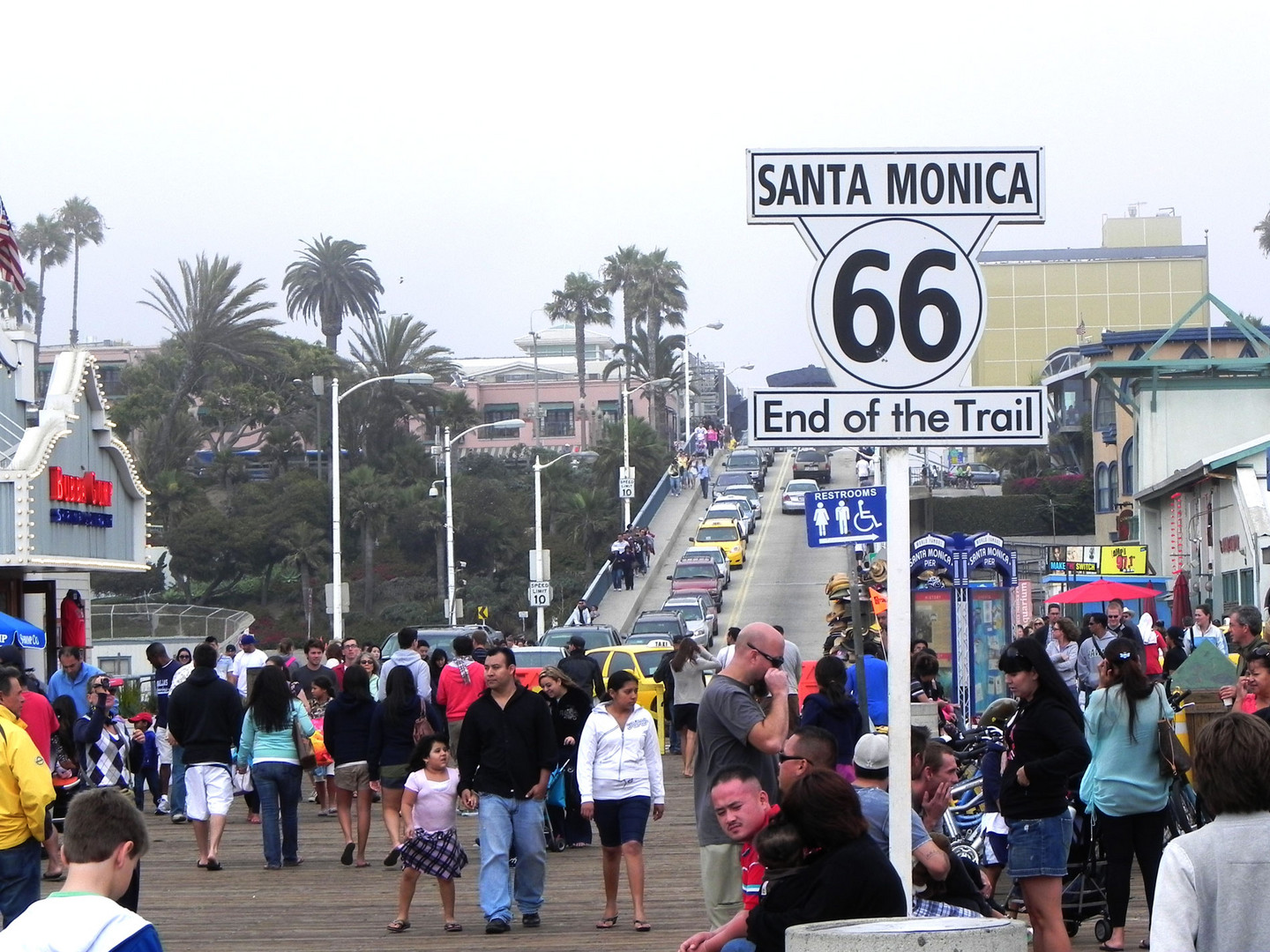 Die bekannteste Straße der Welt die Route 66 endet hier