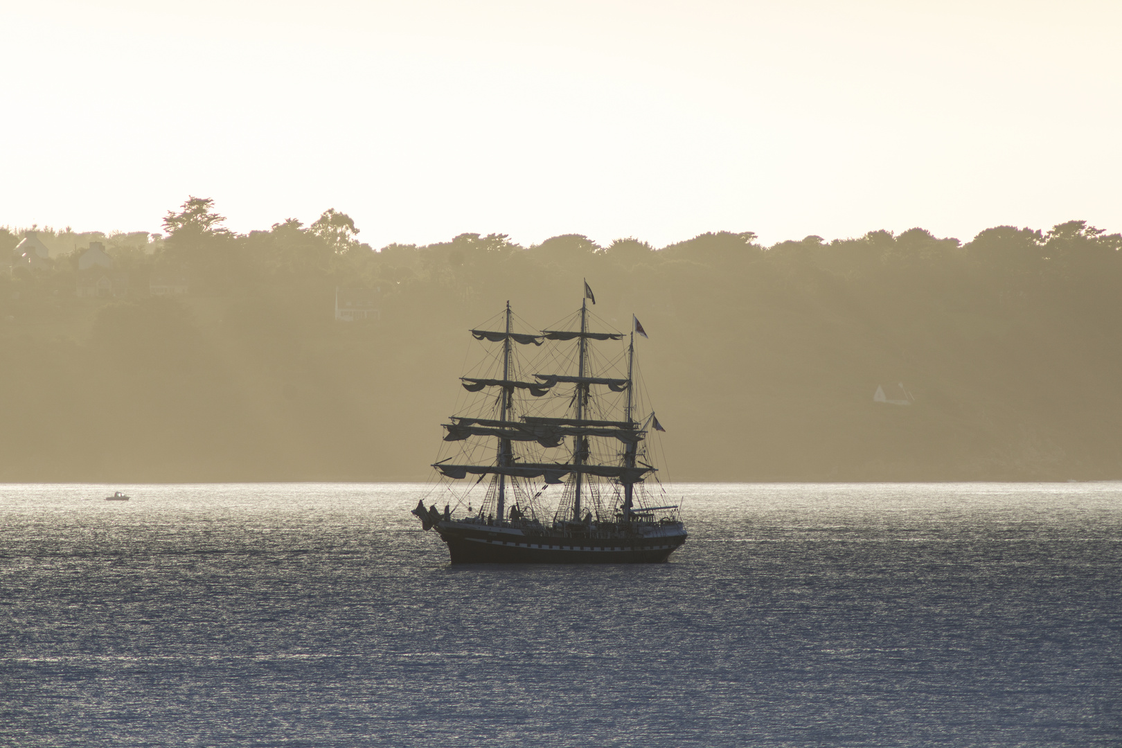 die "Belem" vor Douarnenez