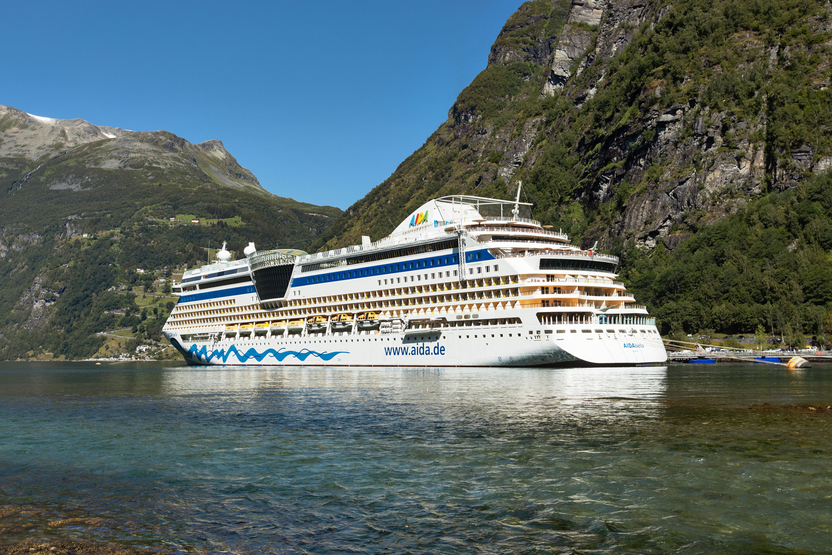 Die Bella im Geirangerfjord