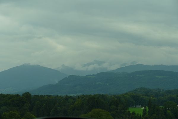 Die Bergkette beginnen bis zum Wilden Kaiser