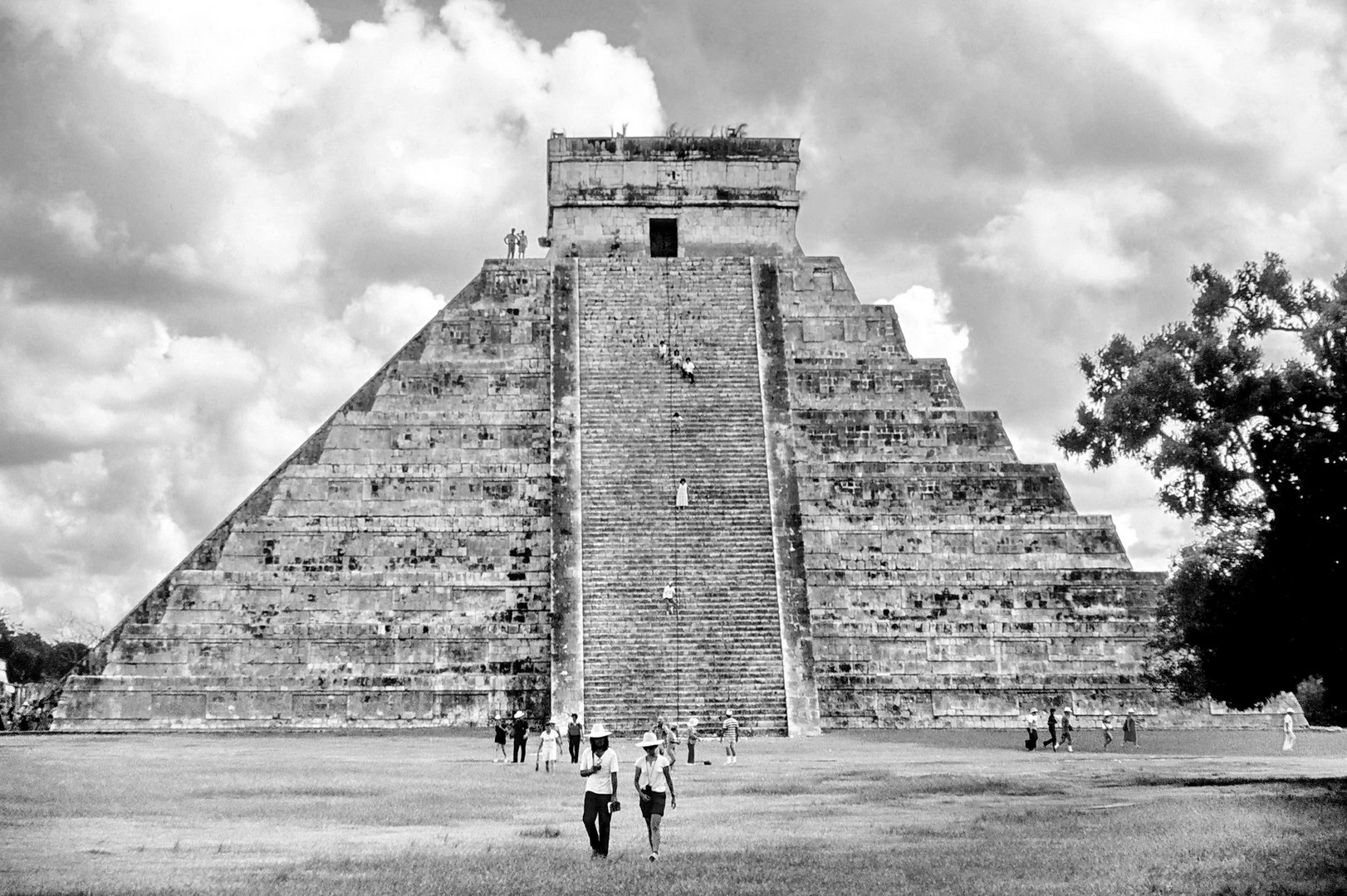 die berühmte Maya-Pyramide des Kukulcan..