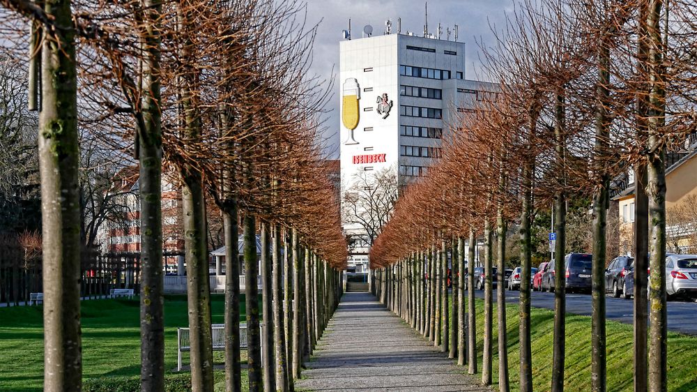 Die berühmte Pilsglas-Leuchtreklame der ehemaligen Isenbeck-Brauerei in Hamm