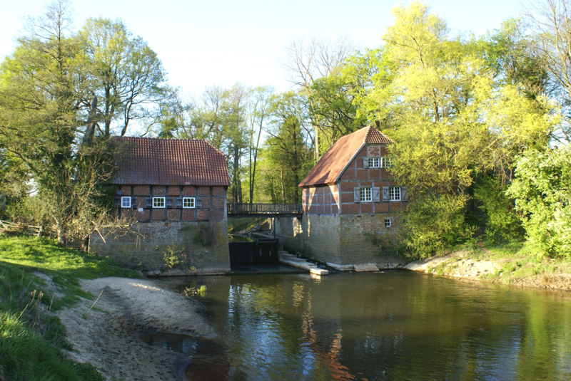 Die Bevermühlen im Frühling