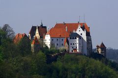 Die Bewahrerin der Stadt aus der Ferne