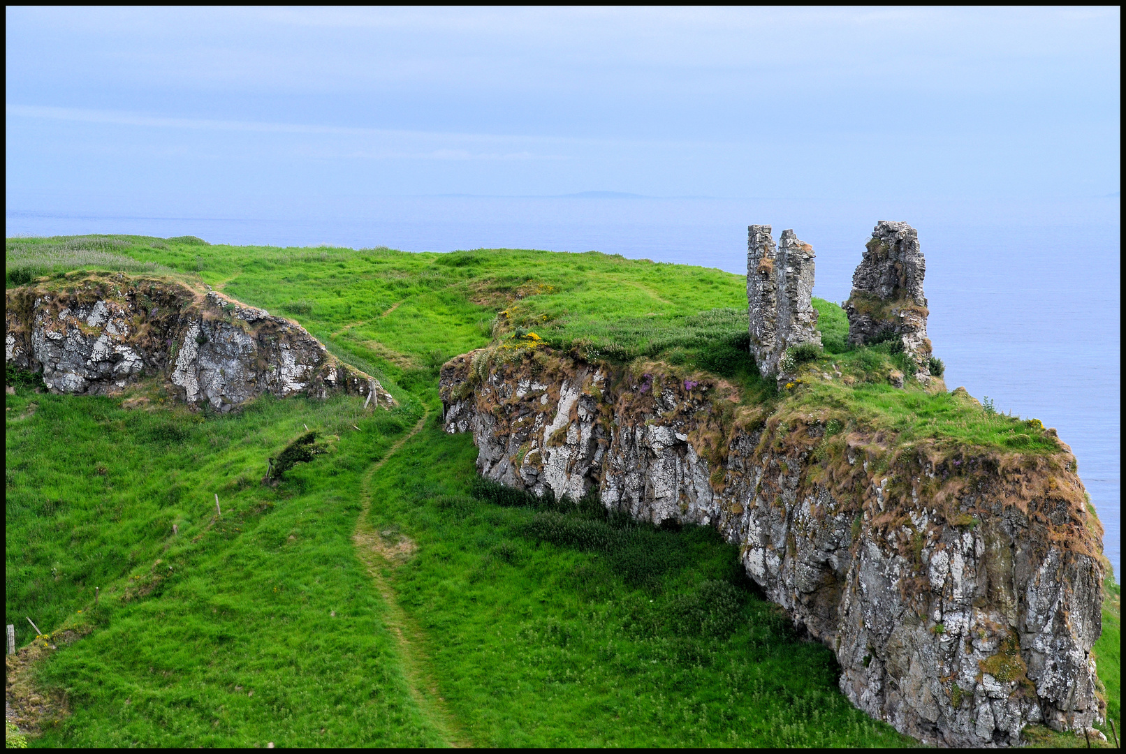 Die bezaubernde Antrim-Küste in Nord-Irland