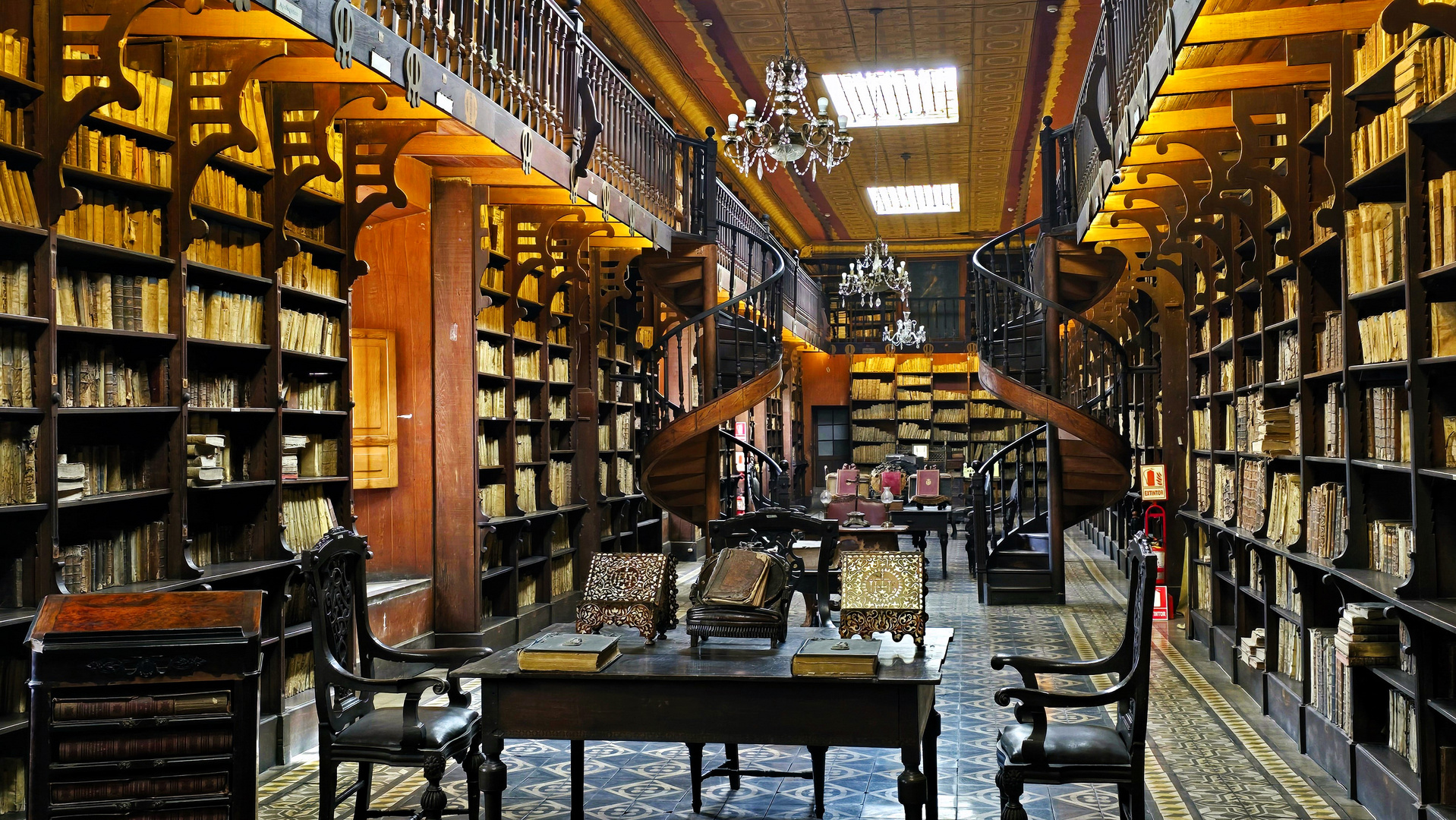 Die Bibliothek des Klosters San Francisco