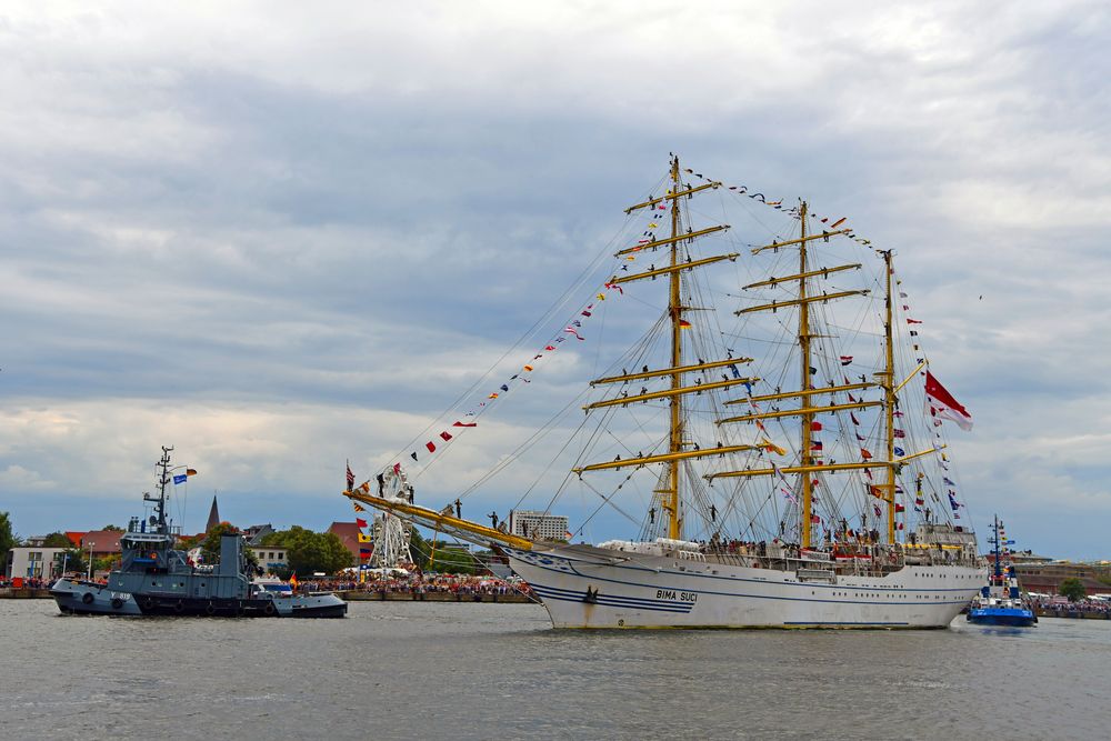 Die "Bima Suci" zur Hanse Sail 2023 in Warnemünde