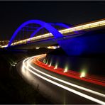 Die blaue Brücke