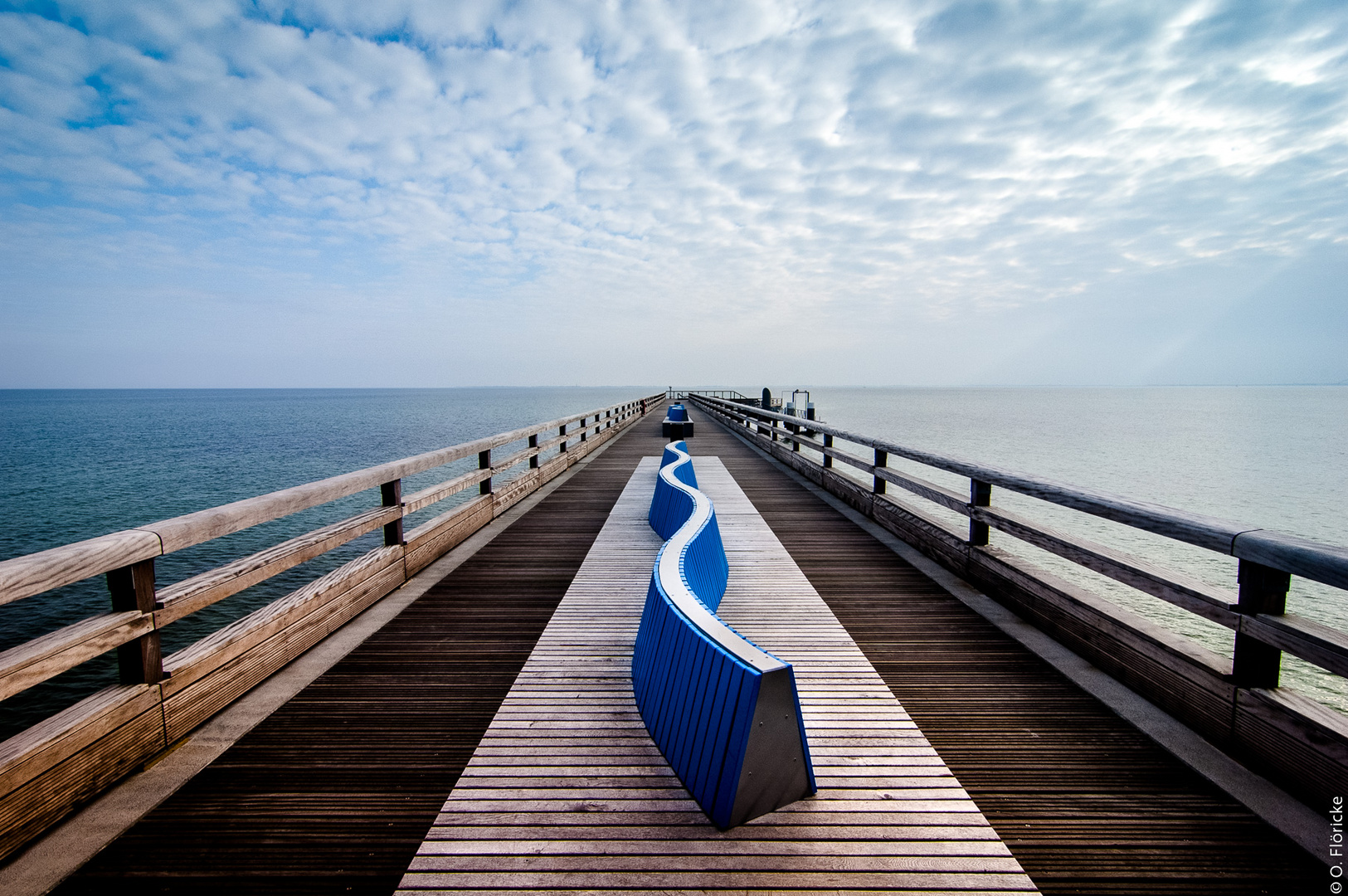 Die blaue Brücke